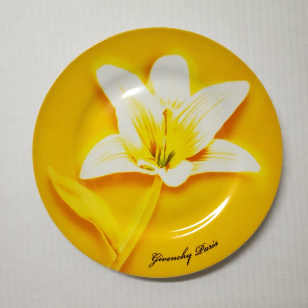 Givenchy Paris Salad Plate 8.25" Parfums Yellow White Calla Lilly Designer